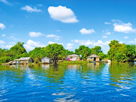 (Image) NT cambodge siem reap village flottant mechrey fotolia
