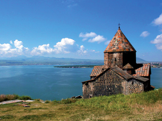 (Image) armenie lac sevan fotolia