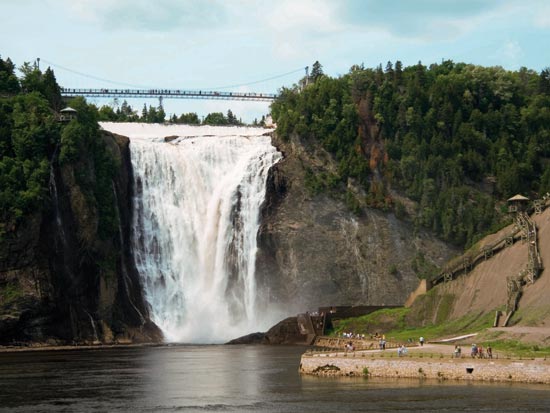 (Image) canada lac louise fotolia