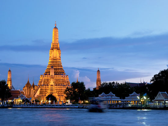 thailande bangkok temple de wat arun fotolia