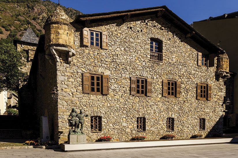 image Andorre Andorre le vieille Casa de la Vall  fo