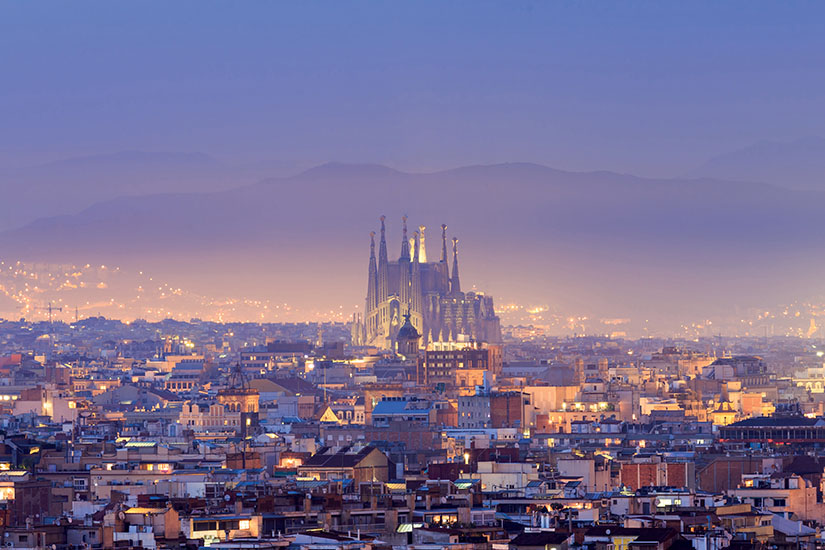 image Espagne Barcelone au crepuscule as_92118305