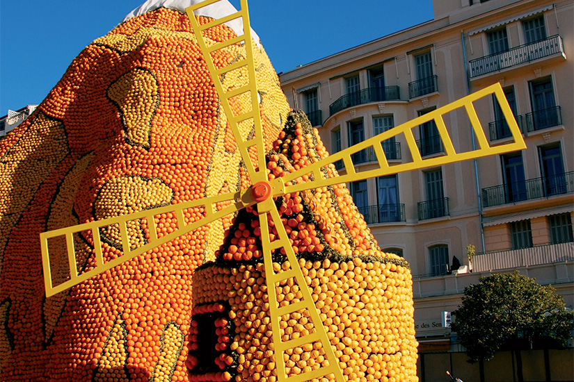 Circuit Le Carnaval de Nice et la Fete du Citron a Menton Depart Sud