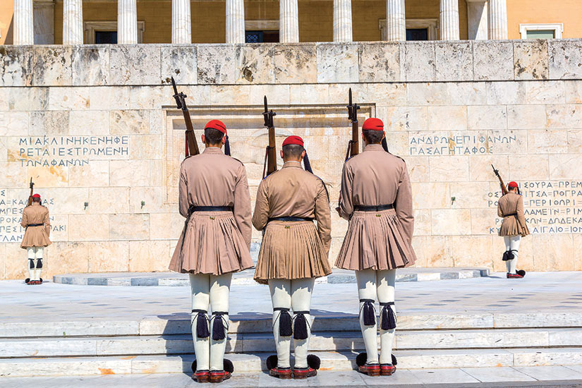 image Grece Athenes Gardes ceremonie  fo