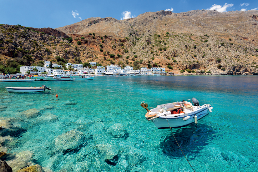 image Grece ile crete ville loutro petit bateau moteur eau claire 26 as_115281035