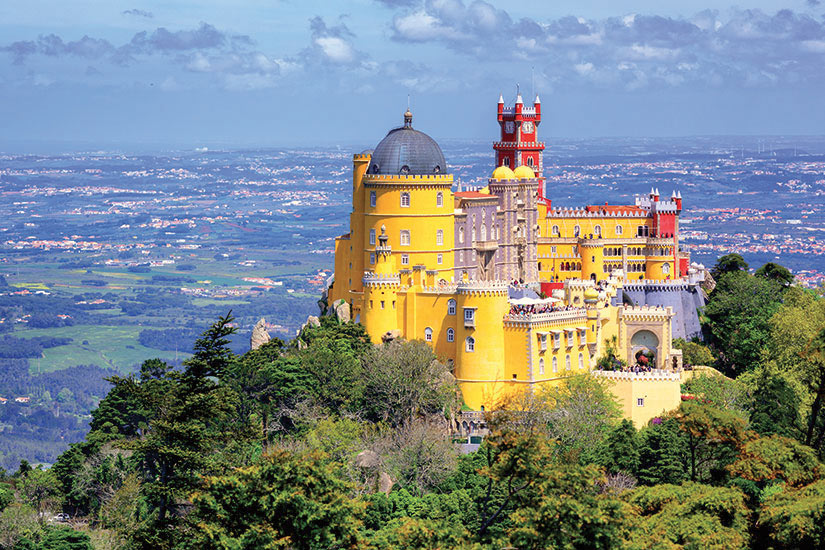 image Portugal Sintra Vue panoramique de Pena palace  fo