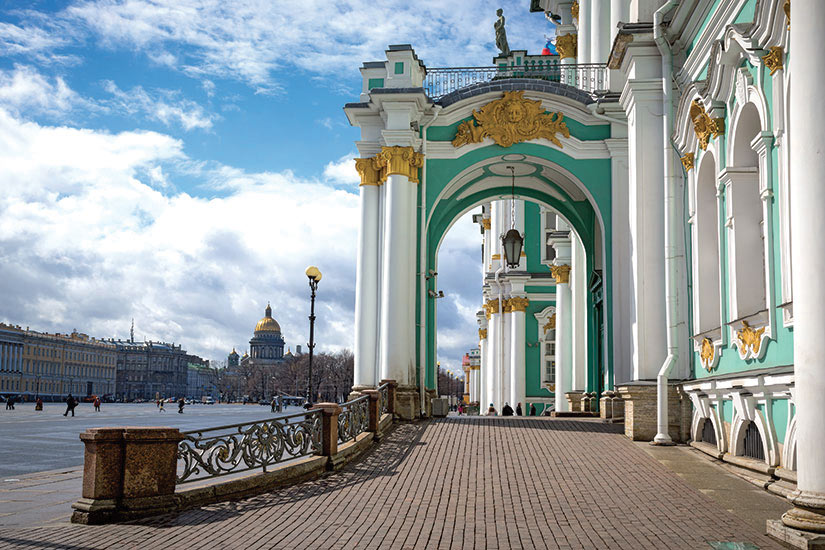 image Saint Petersbourg le Palace dHiver place du Palais  fo