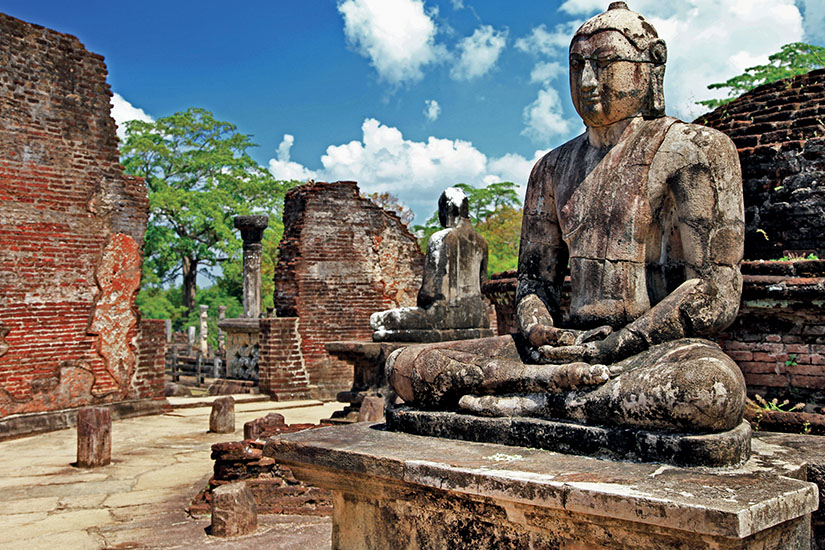 image Sri Lanka Polonnaruwa Bouddha dans un temple as_48990826