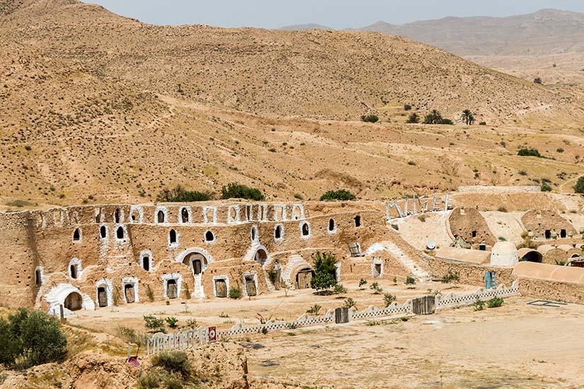 Le Grand Tour de Tunisie 4 *