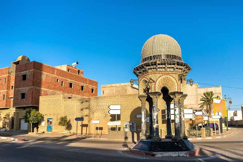 Le Grand Tour de Tunisie 4 *