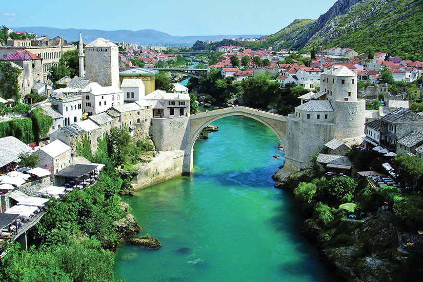 https://images.salaun-holidays.com//-image-Bosnie-Herzegovine-Pont-de-mostar-21-fo_2646934-09032017.jpg
