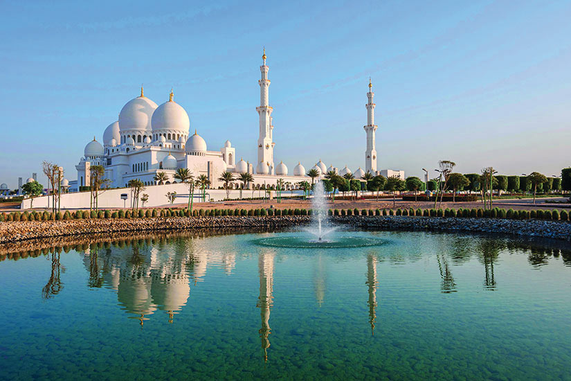 https://images.salaun-holidays.com//-image-Emirats-Arabes-Unis-Abou-Dhabi-Grande-Mosquee-Cheikh-Zayed-213-it_21615939-09032017.jpg