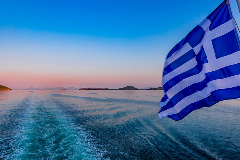 (Image)-image-Grece-Lever-de-Soleil-sur-la-mer-ionienne-as_456776895