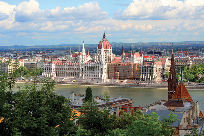 ()--hongrie-budapest-parlement-danube-15-it_2830628-09032017.jpg