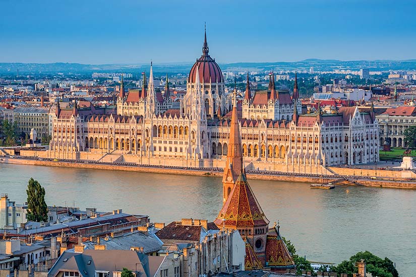 ()  hongrie budapest parlement as_92052786