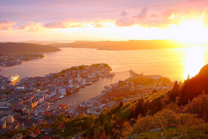 https://images.salaun-holidays.com//-image-Norvege-Bergen-fjords-03-it_70096971-09032017.jpg