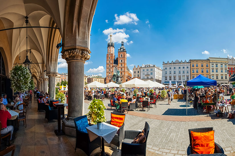 https://images.salaun-holidays.com//-image-Pologne-Cracovie-Place-82-it_50812350-09032017.jpg