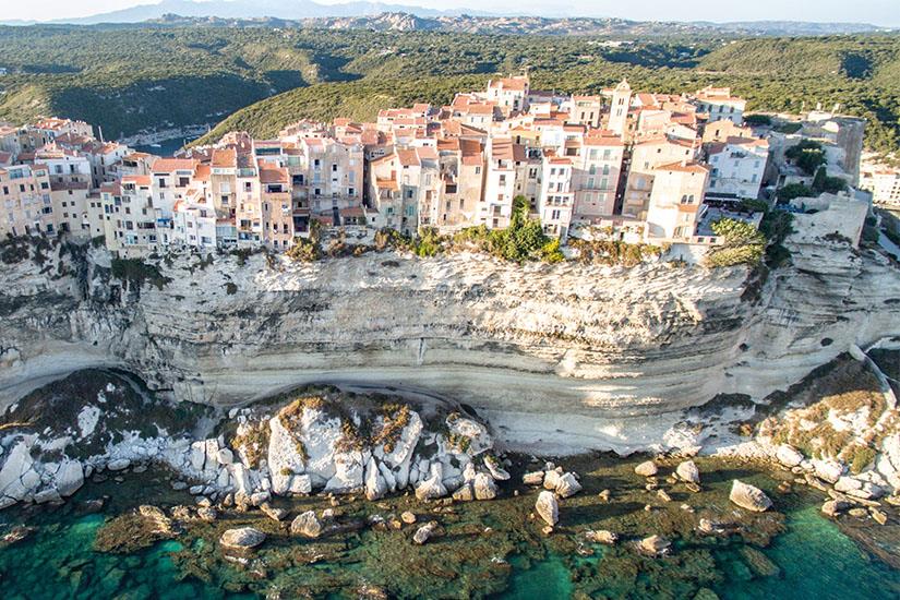 La Corse, l'île de Beauté (au départ du Sud de la France)