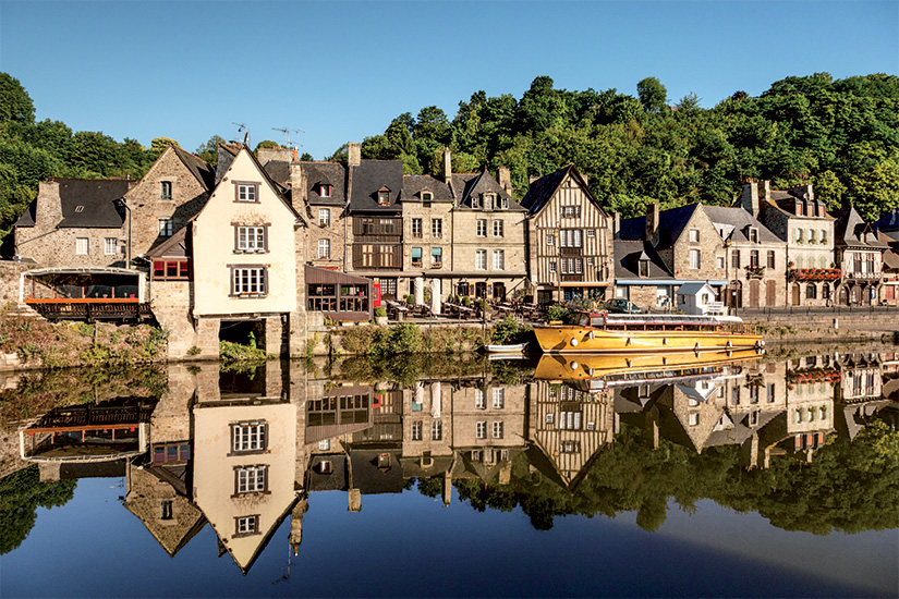 (image) - image - dinan - et - la - riviere - rance - bretagne - france - 90 - it_886693528 - jpg - jpg
