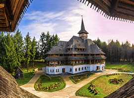 Roumanie monastère Bârsana dans la région du Maramures
