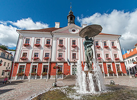 Estonie l'hôtel de ville de Tartu