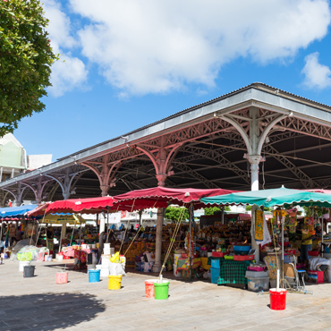 Guadeloupe : Promenade colorée au célèbre marché aux épices de Pointe à Pitre